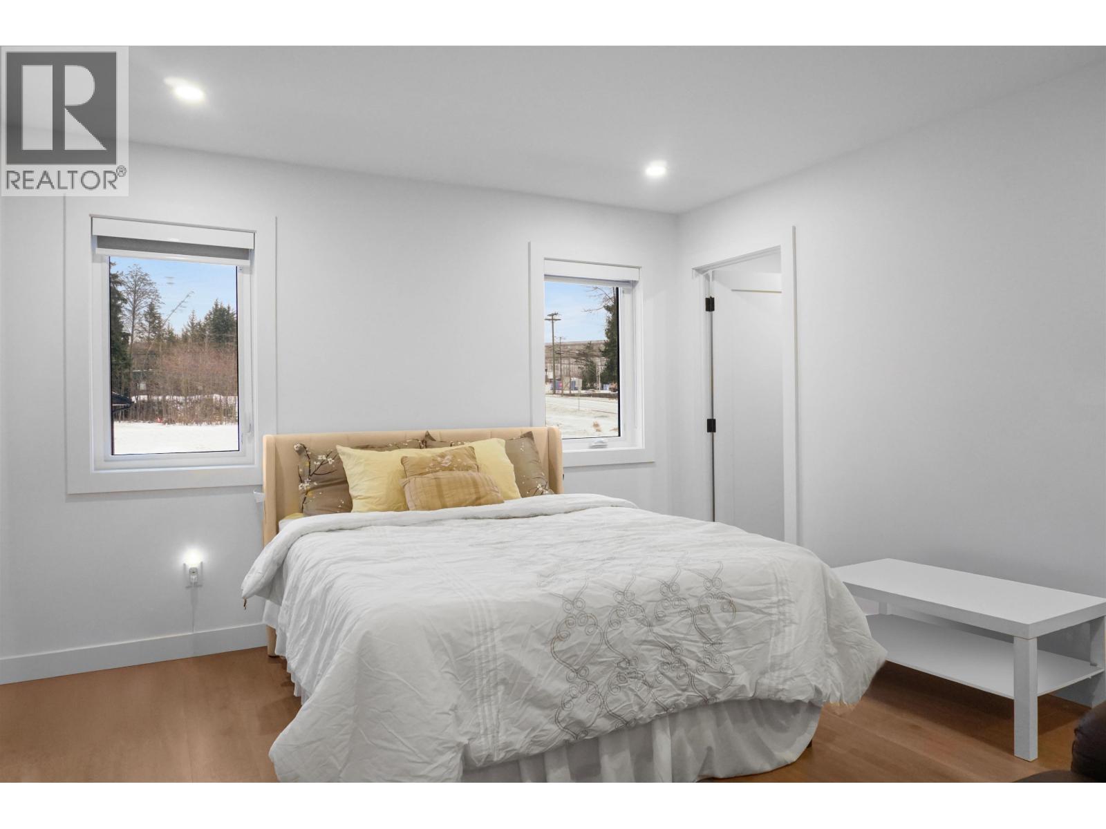 151 WAKITA STREET - 23