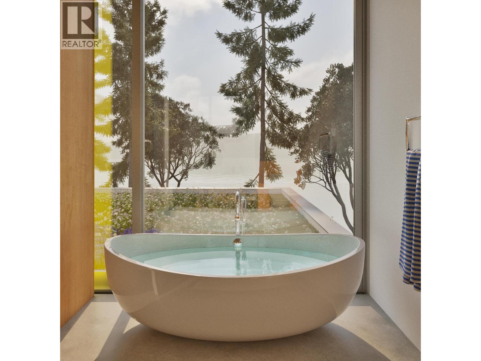 579 BAYVIEW DRIVE, Mayne Island