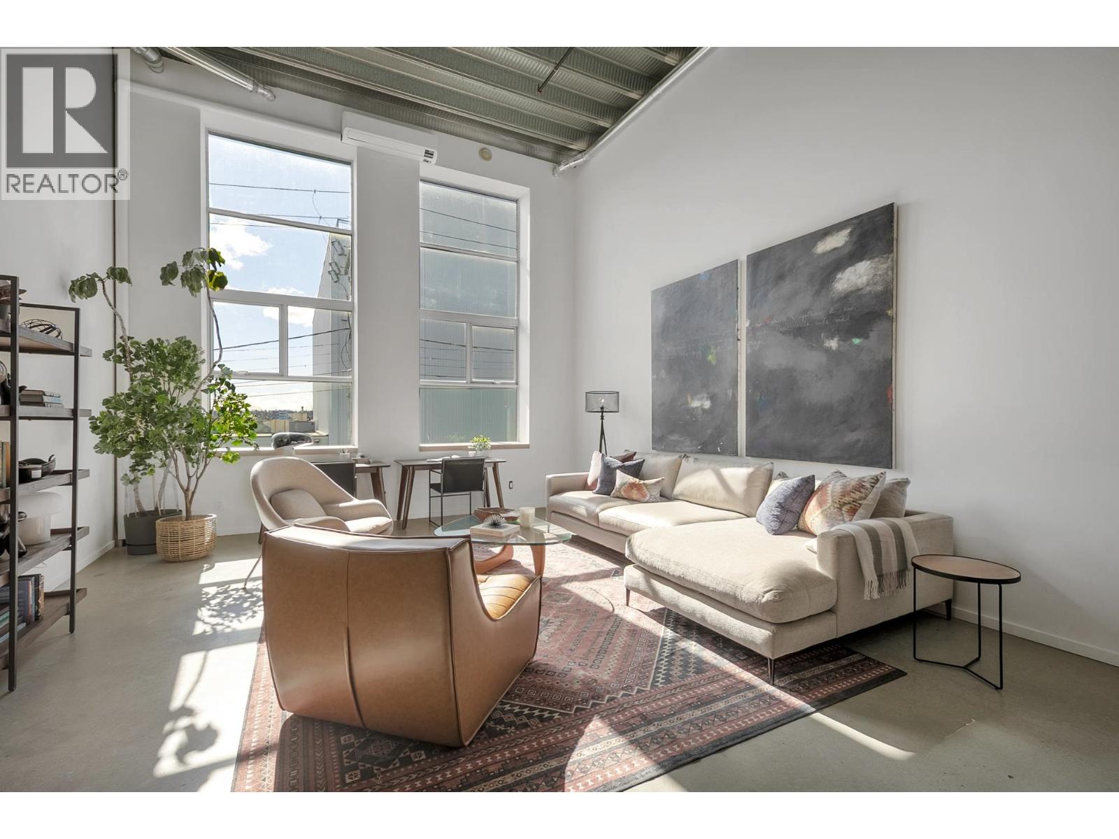 215 1220 PENDER Street - photo 2