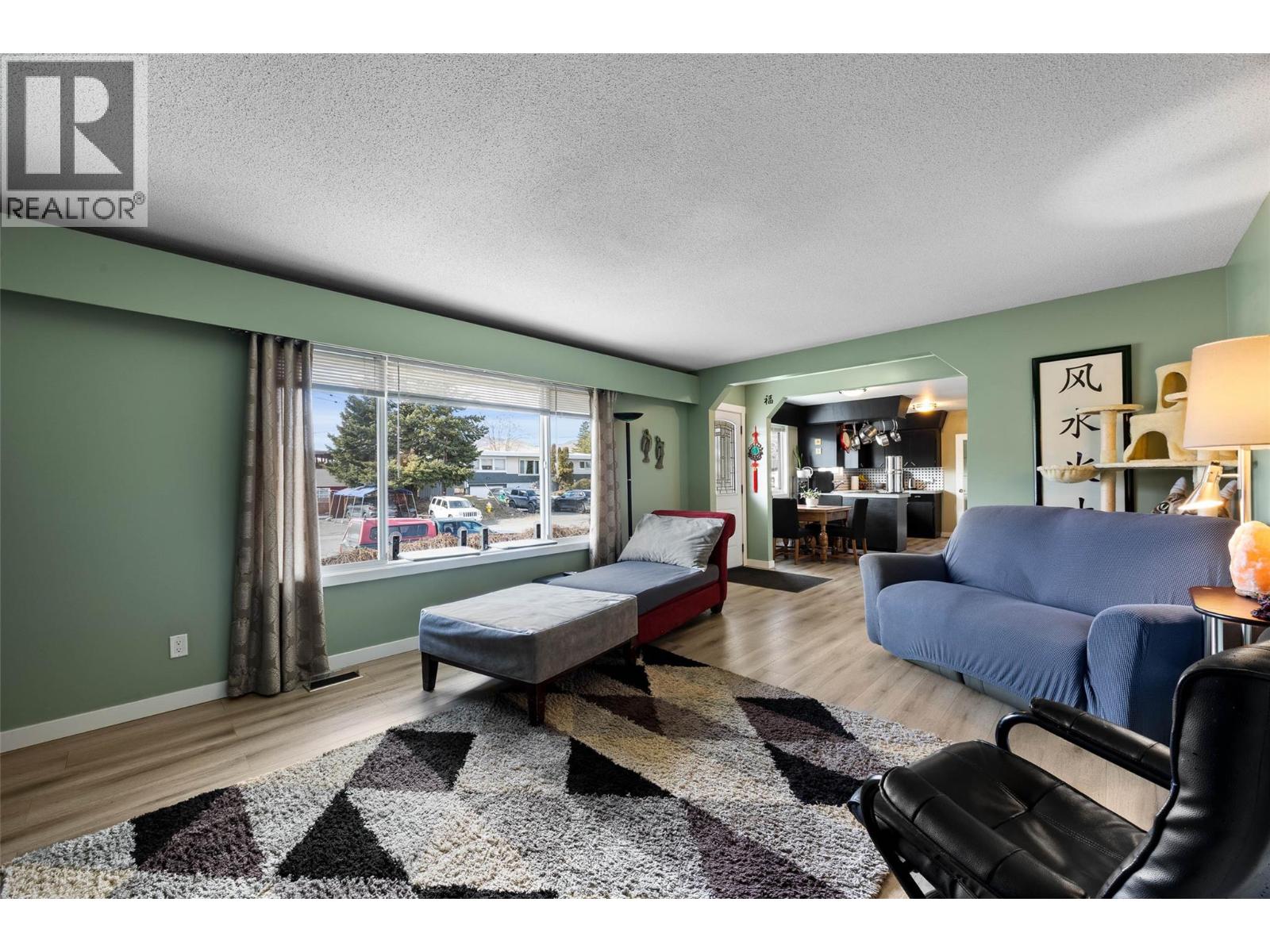 1020 7TH STREET - 14