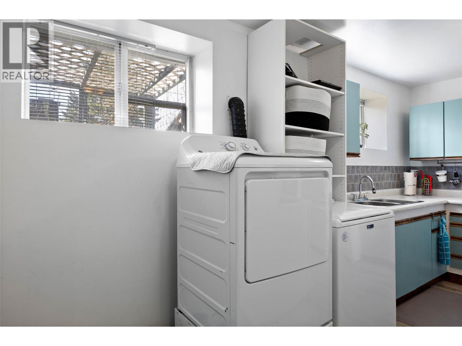 1020 7TH STREET - 23