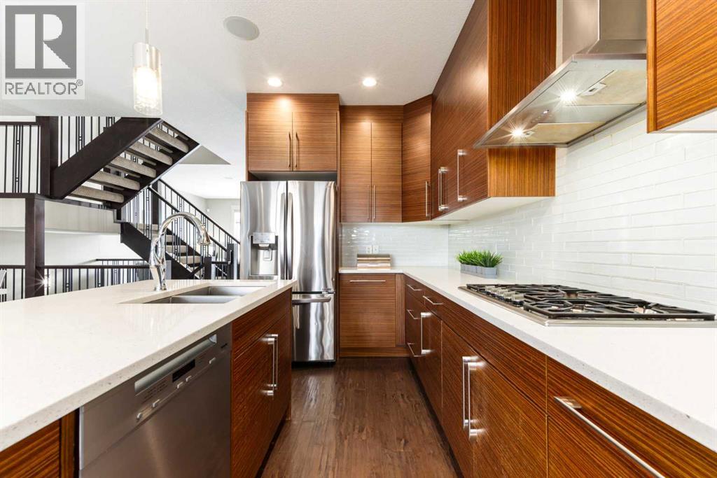 Single Family House for Sale in   Avenue SW Erlton Calgary 