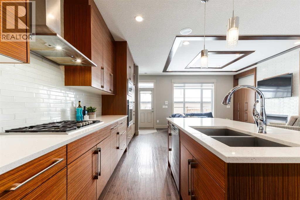 Single Family House for Sale in   Avenue SW Erlton Calgary 