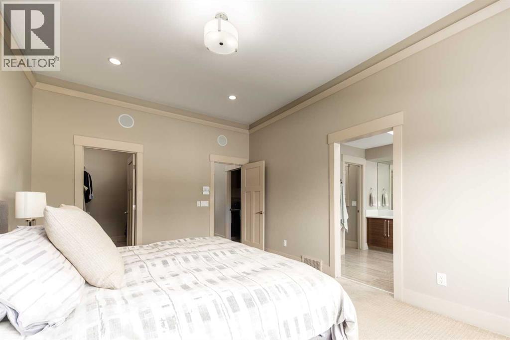 Single Family House for Sale in   Avenue SW Erlton Calgary 