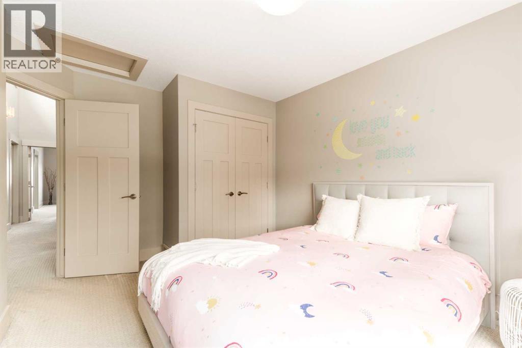 Single Family House for Sale in   Avenue SW Erlton Calgary 