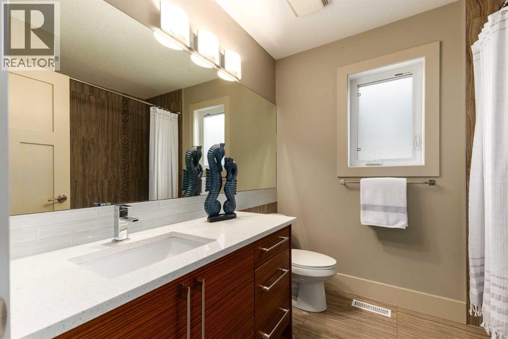 Single Family House for Sale in   Avenue SW Erlton Calgary 