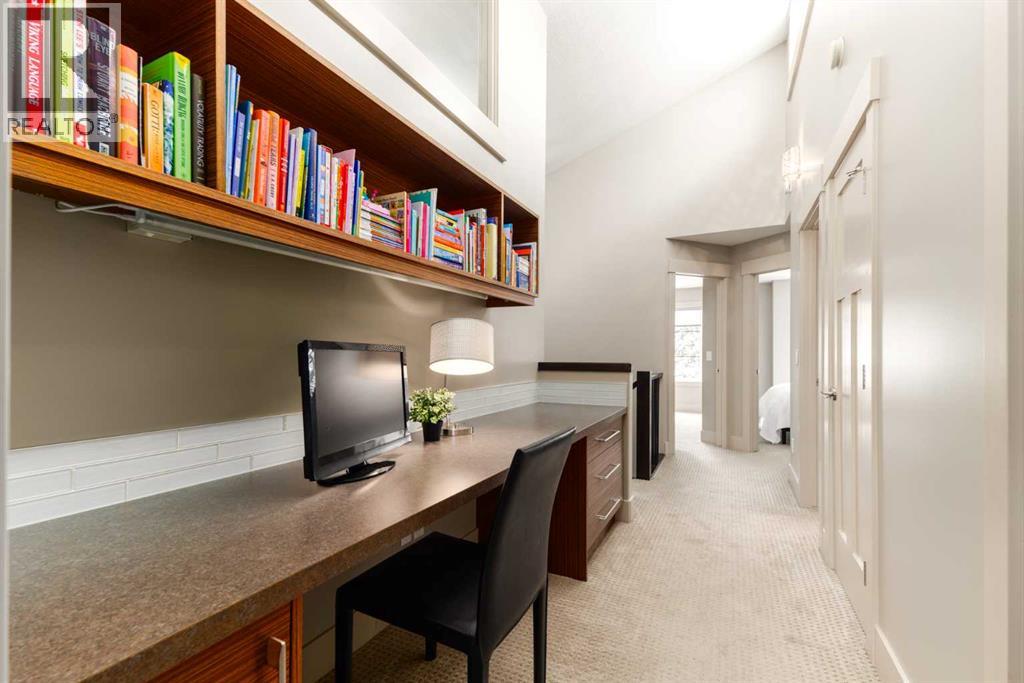 Single Family House for Sale in   Avenue SW Erlton Calgary 