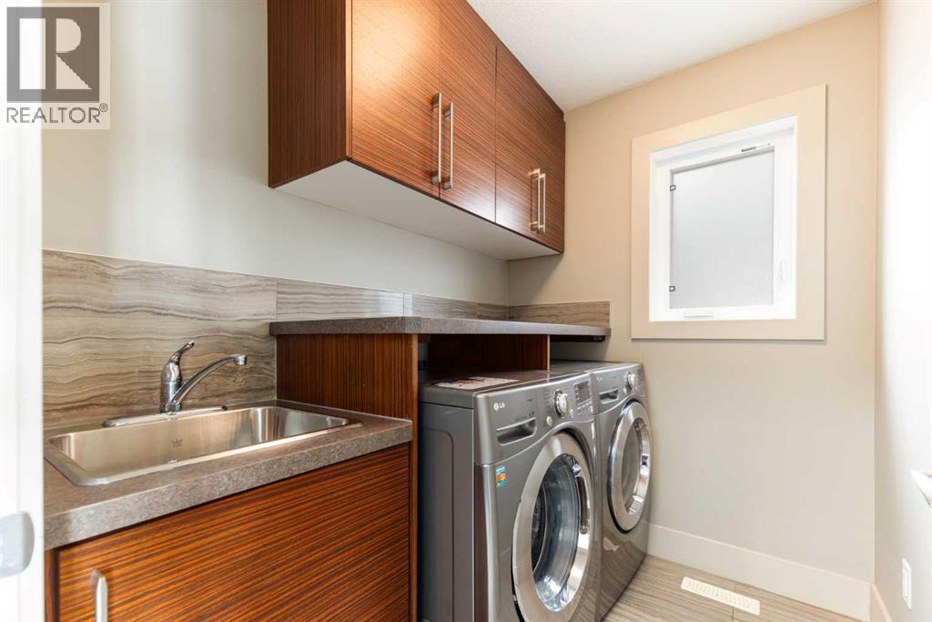 Single Family House for Sale in   Avenue SW Erlton Calgary 