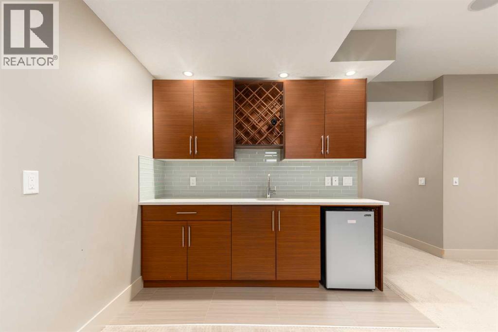 Single Family House for Sale in   Avenue SW Erlton Calgary 