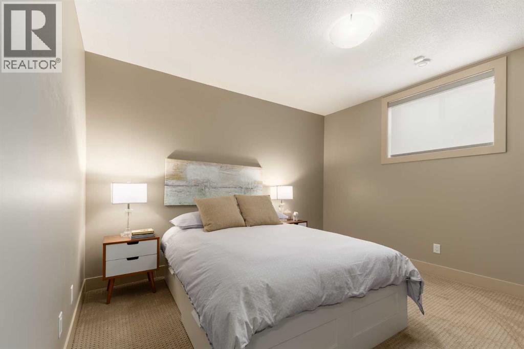 Single Family House for Sale in   Avenue SW Erlton Calgary 