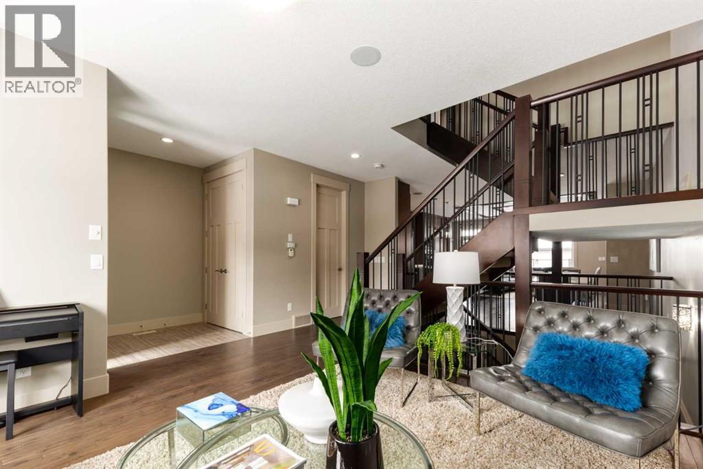 Single Family House for Sale in   Avenue SW Erlton Calgary 