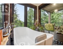 Entrance - 1708 Rainforest Lane, Ucluelet, BC V0R3A0 Photo 7