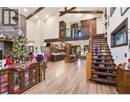 1708 Rainforest Lane, Ucluelet, BC V0R3A0 Photo 12