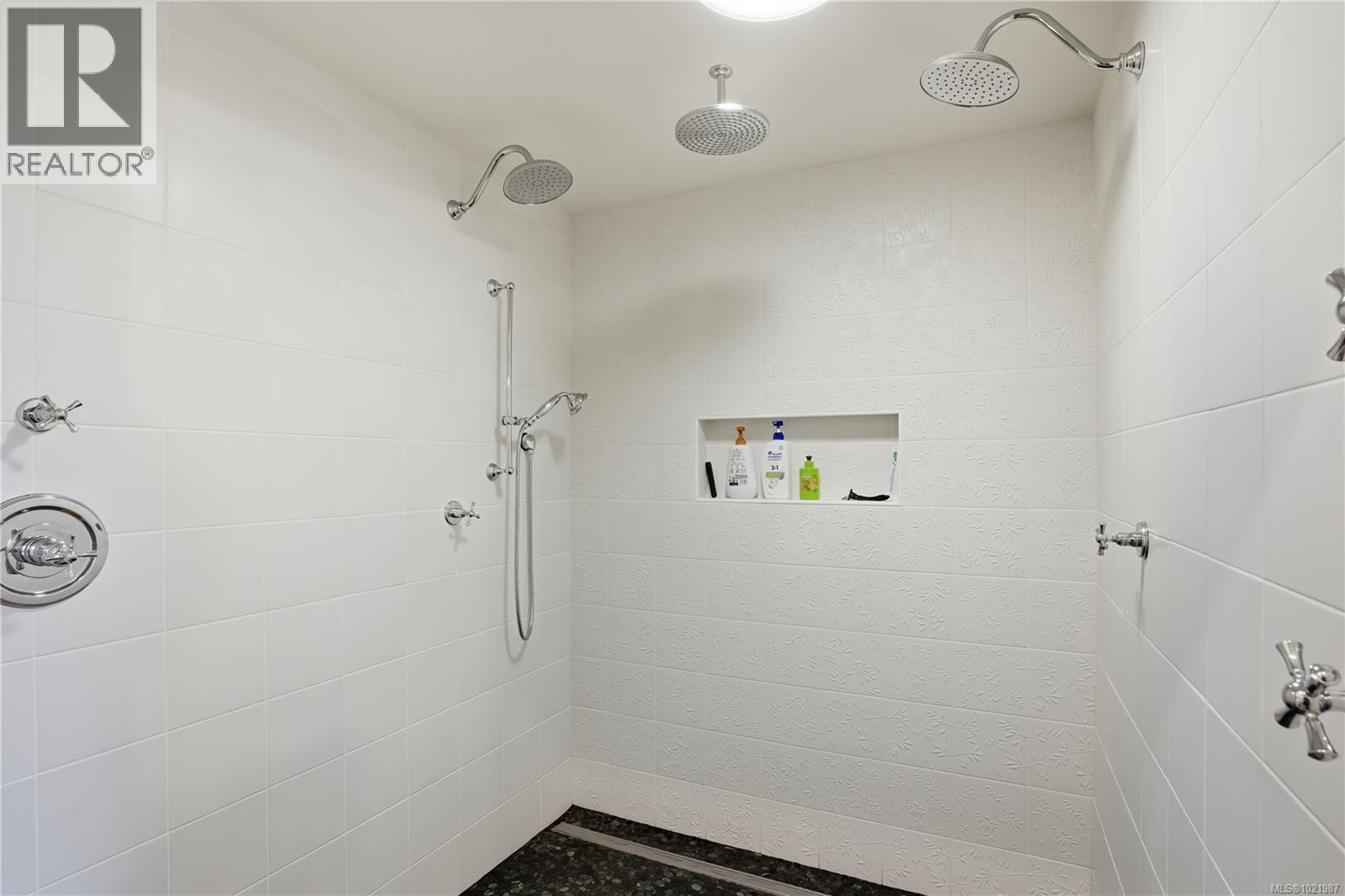 1708 RAINFOREST LANE - 36