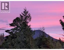 1708 Rainforest Lane, Ucluelet, BC V0R3A0 Photo 35