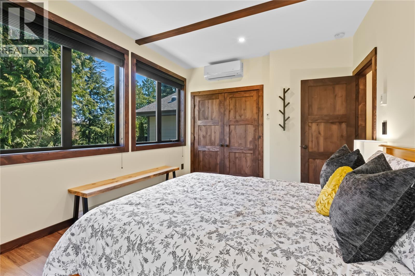 1708 RAINFOREST LANE - 77