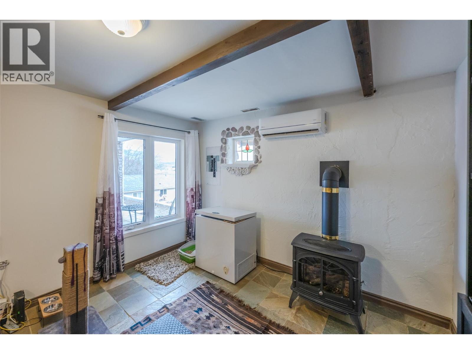 6342 Spartan Street, Oliver