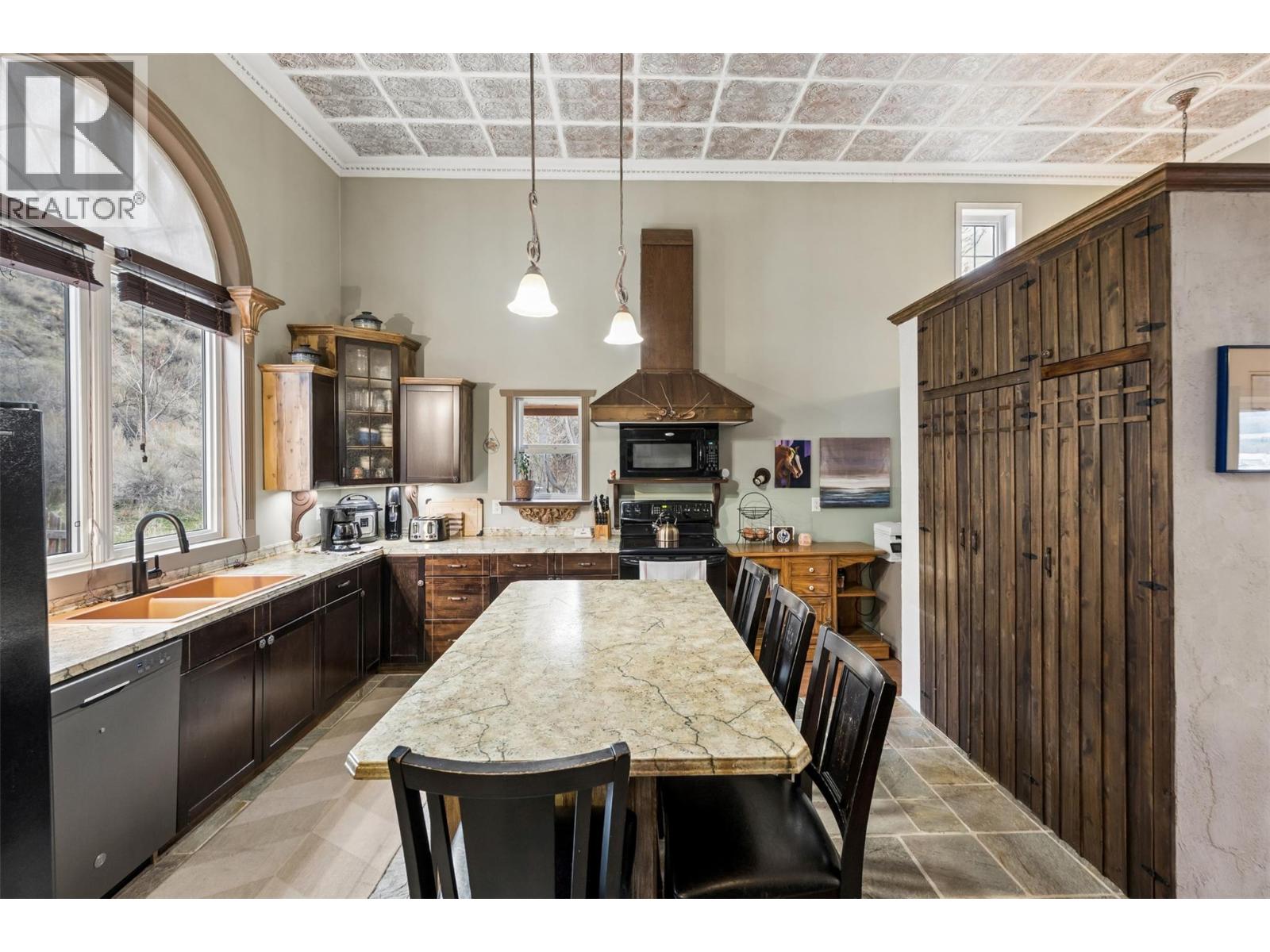 6342 Spartan Street, Oliver