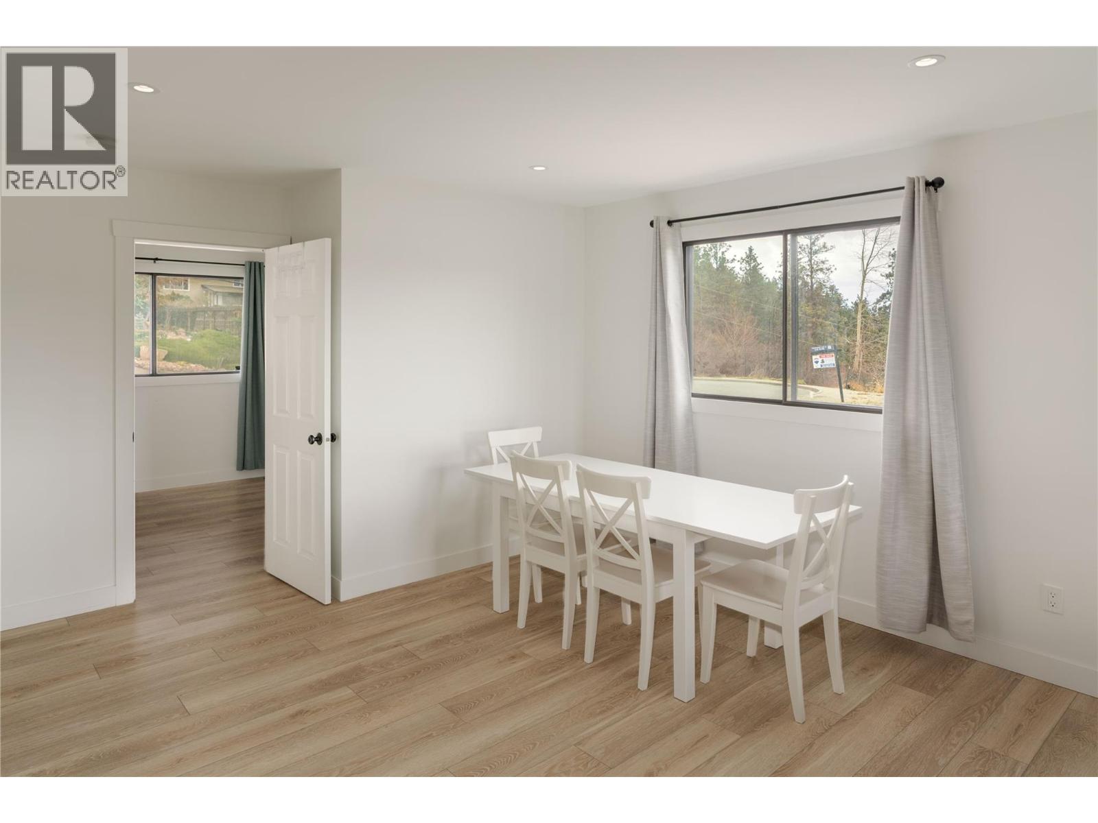  10544 Bonnie Drive, Lake Country