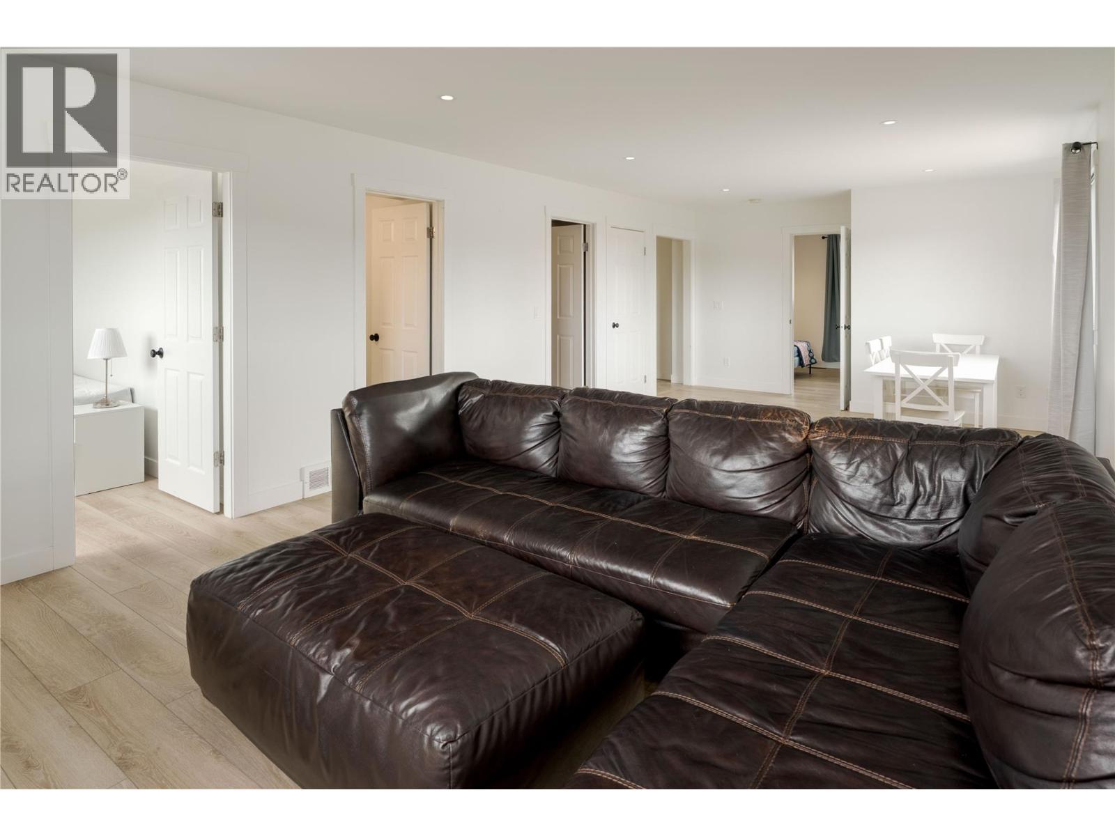  10544 Bonnie Drive, Lake Country