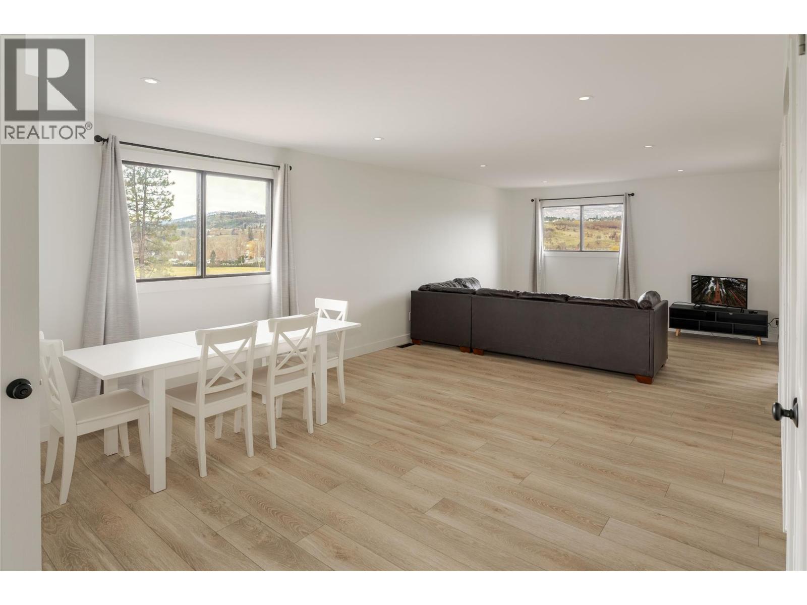  10544 Bonnie Drive, Lake Country