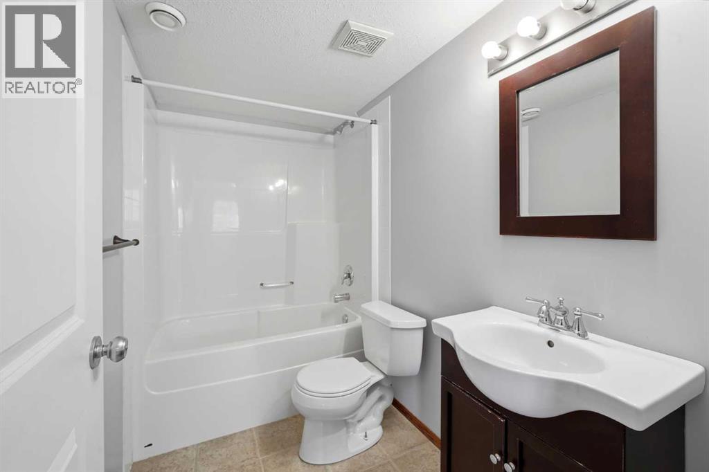 159 Lanterman Close, Red Deer