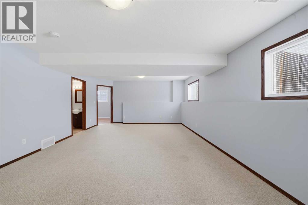 159 Lanterman Close, Red Deer