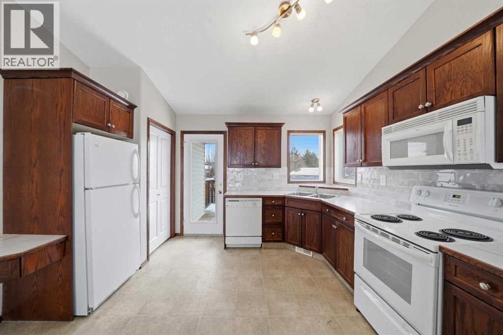 159 Lanterman Close, Red Deer