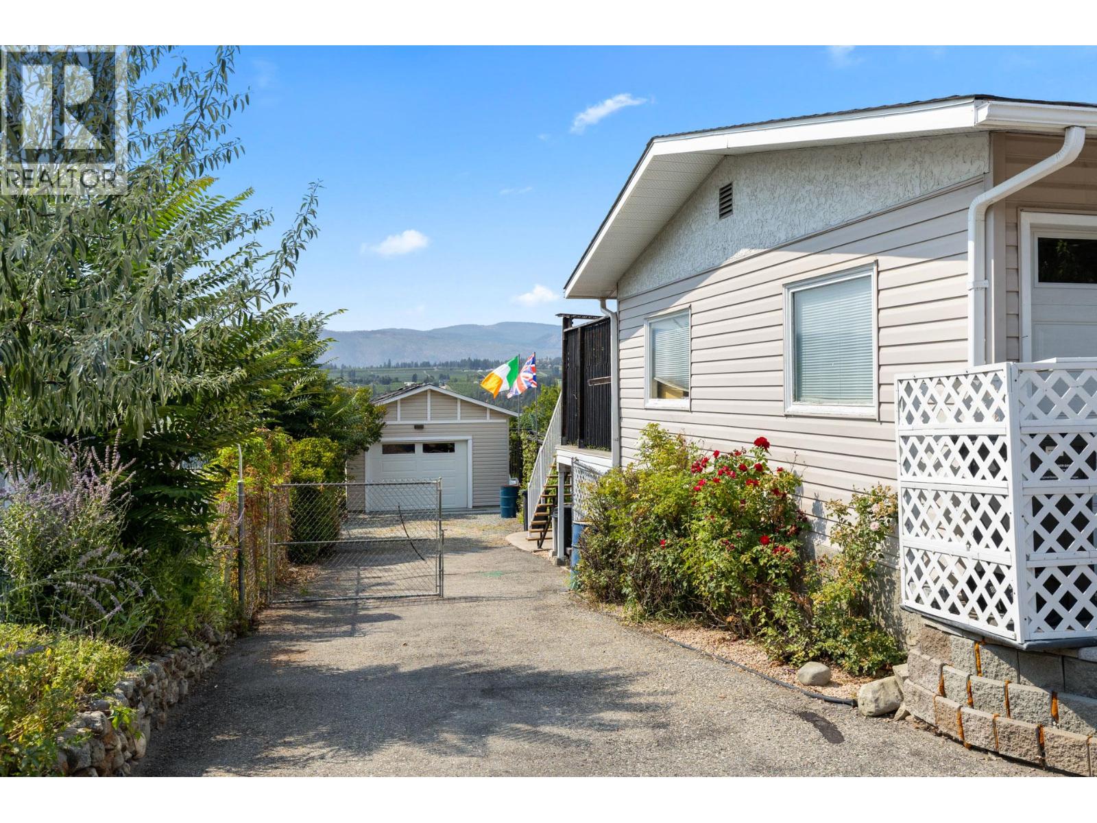 10678 Cheryl Road, Lake Country