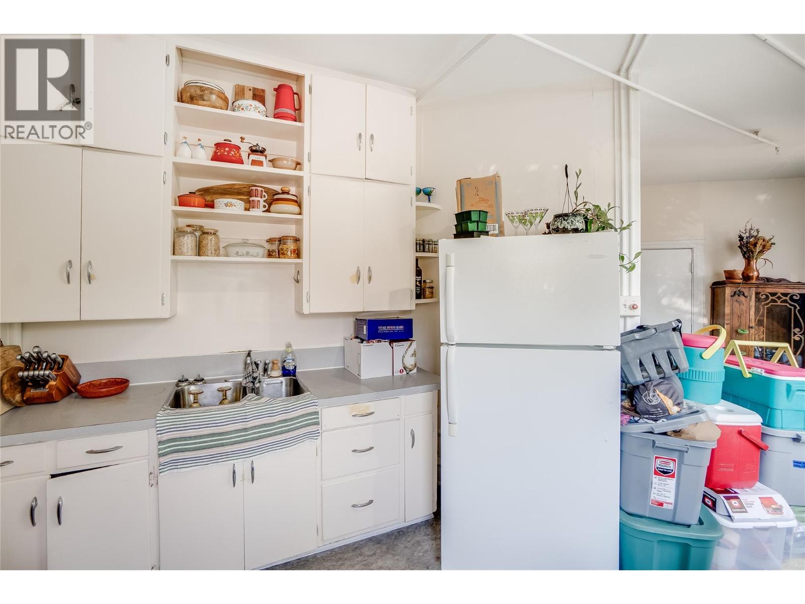 414 Falls Street - 38