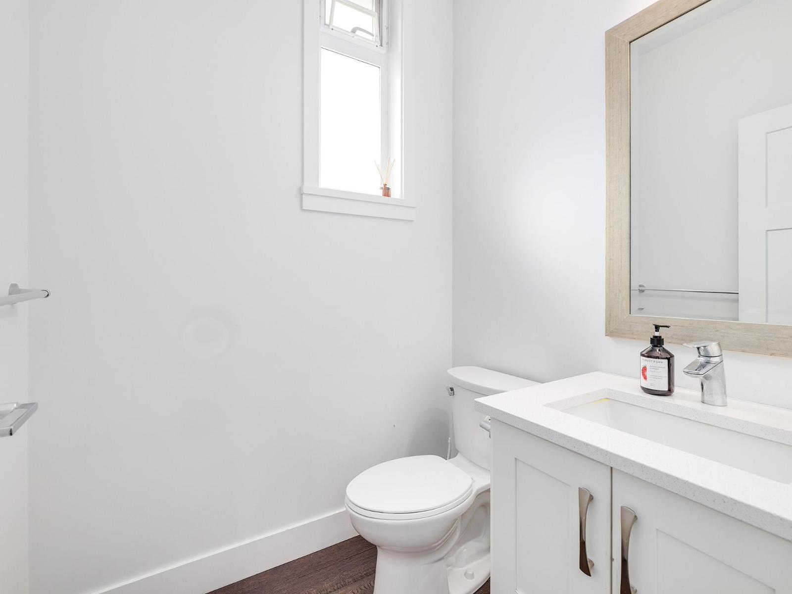 16527 25A AVENUE, Surrey