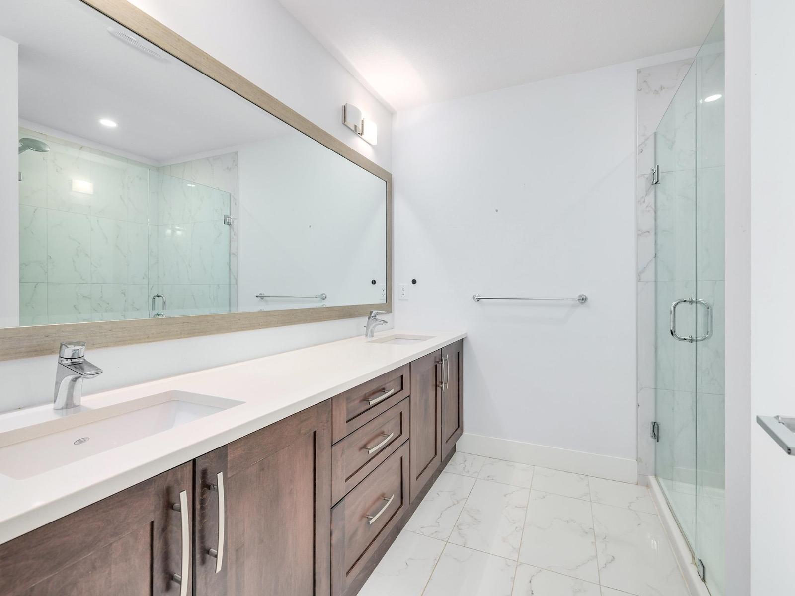 16527 25A AVENUE, Surrey