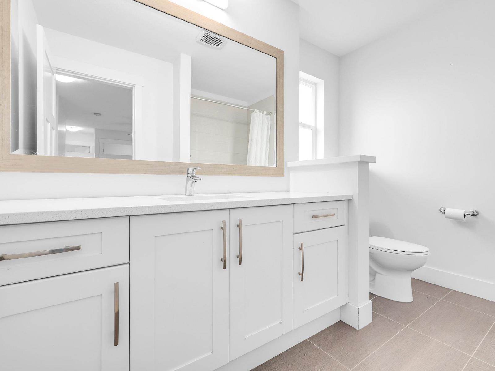 16527 25A AVENUE, Surrey