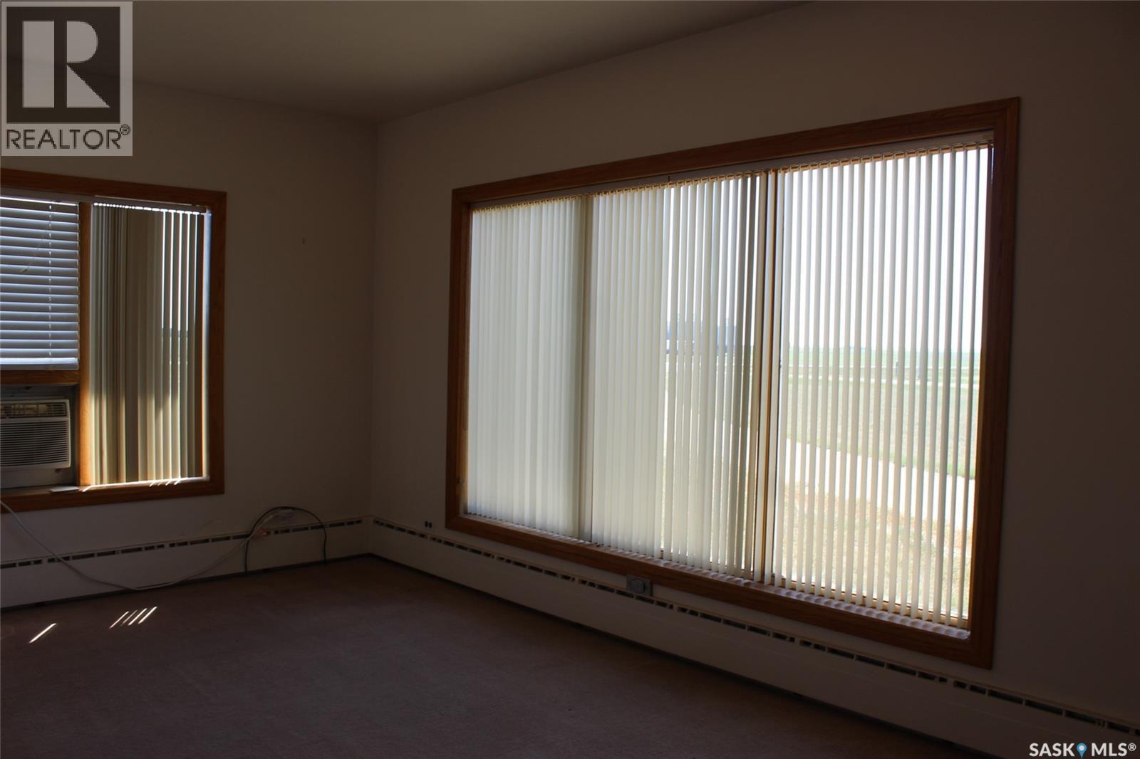 Gravelbourg Acreage - 11