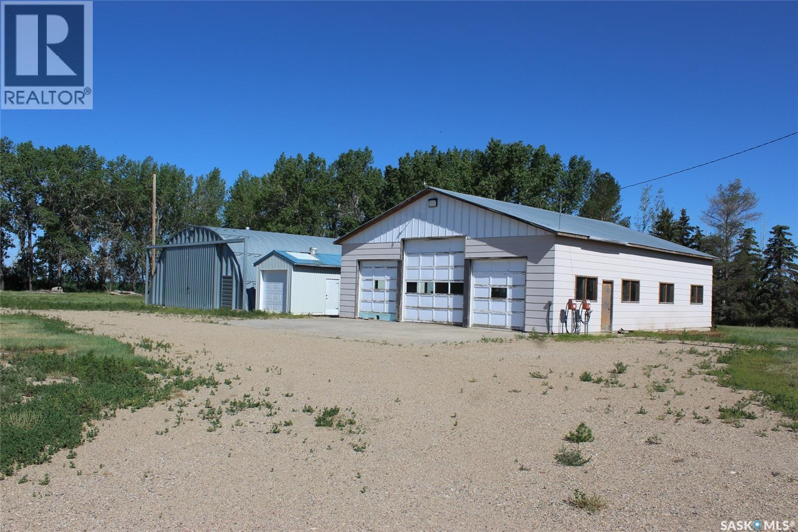 Gravelbourg Acreage - 2