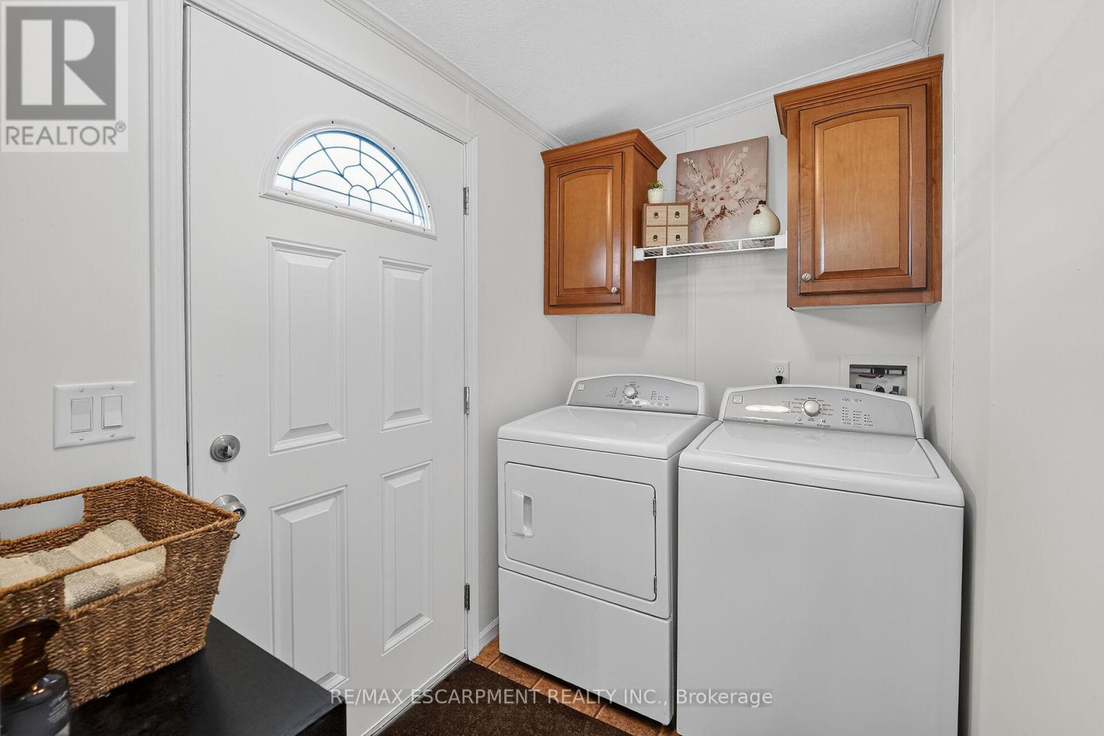 #211 3033 TOWNLINE ROAD - 24