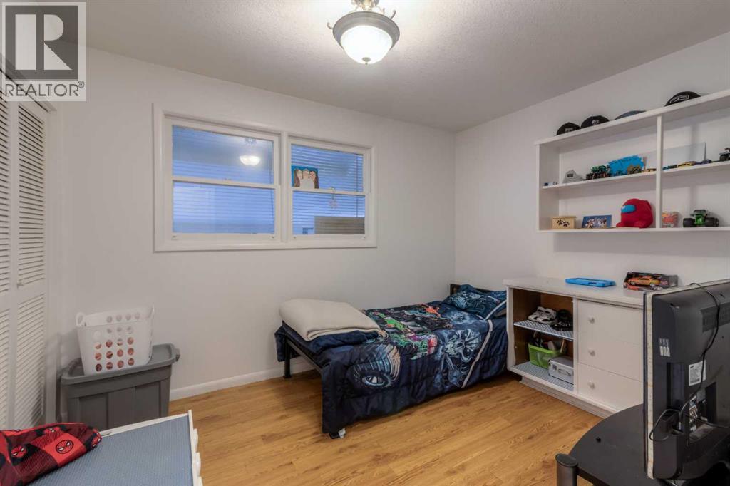 Single Family House Bungalow for Sale in   Avenue S Victoria Park Lethbridge 