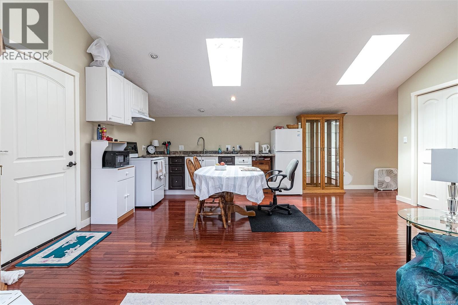 1655 WYATT'S WAY - 60