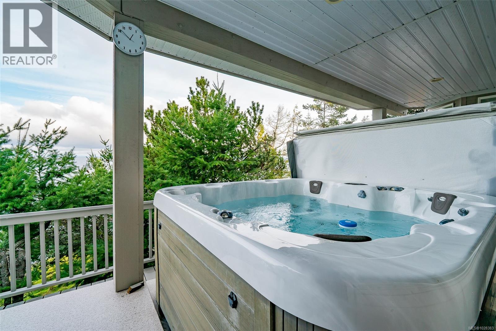 4954 FILLINGER CRES - 33