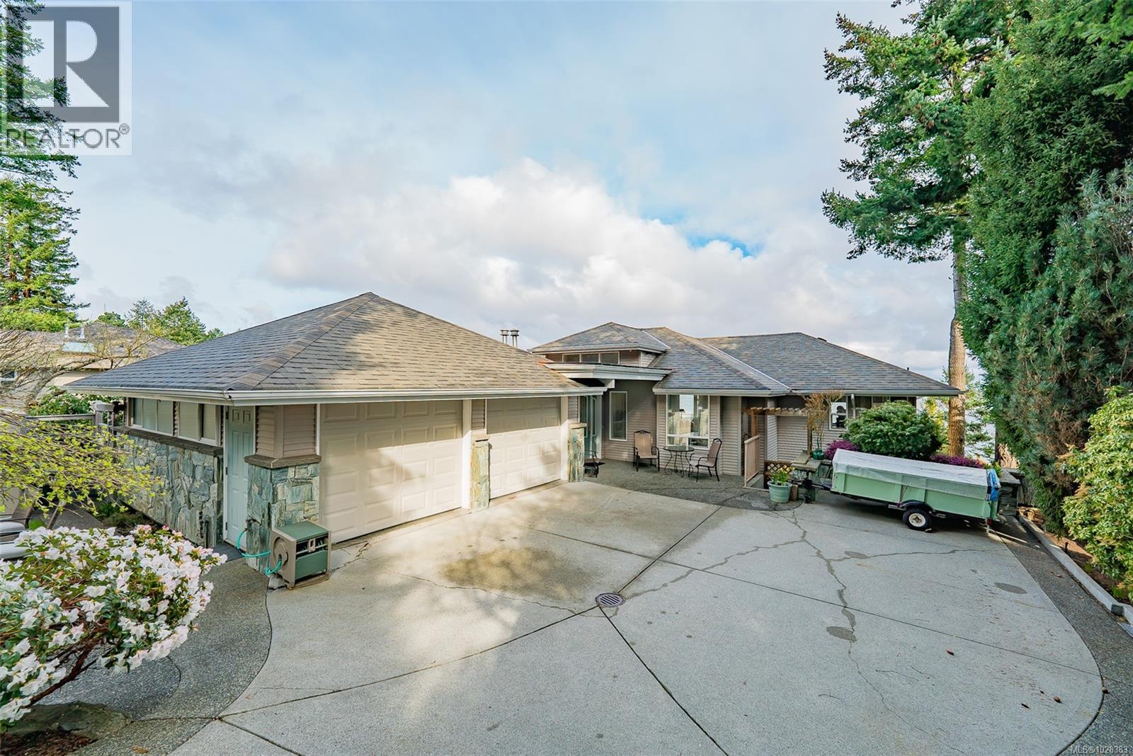 4954 FILLINGER CRES - 46