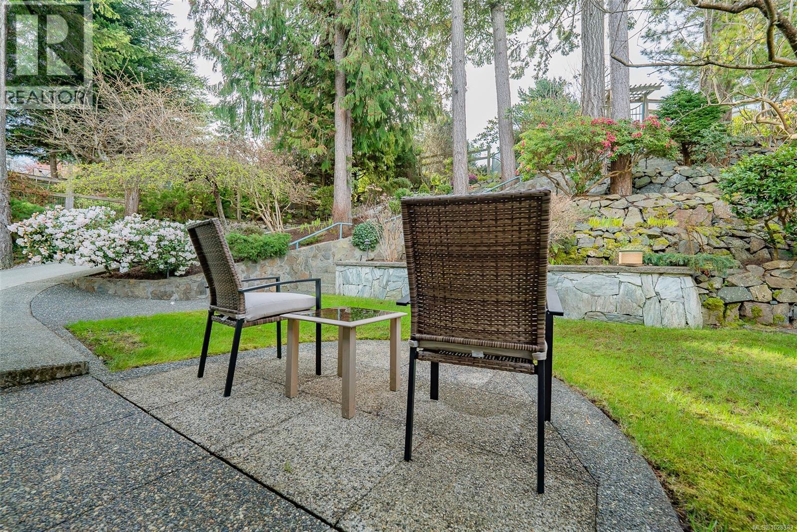 4954 FILLINGER CRES - 47