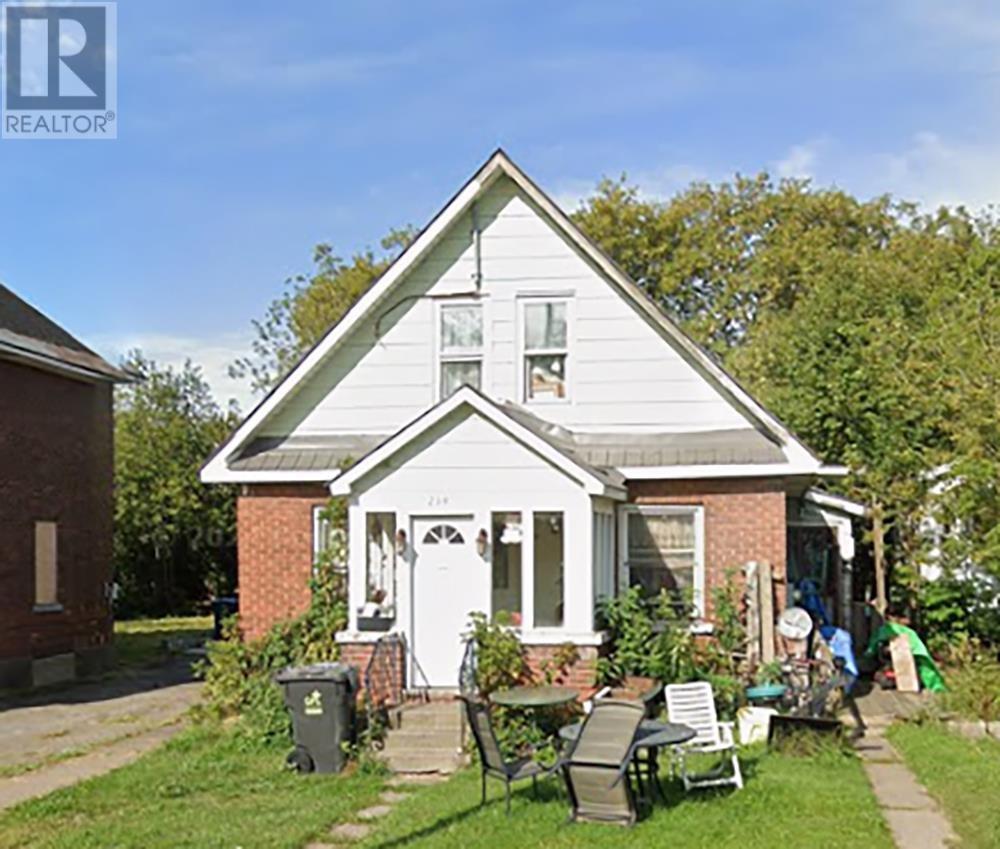 239 Beverley ST - 1