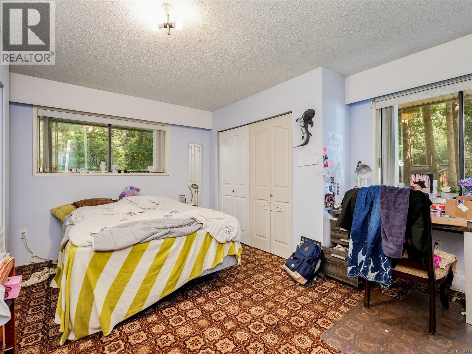 2042 GLENIDLE RD - 12