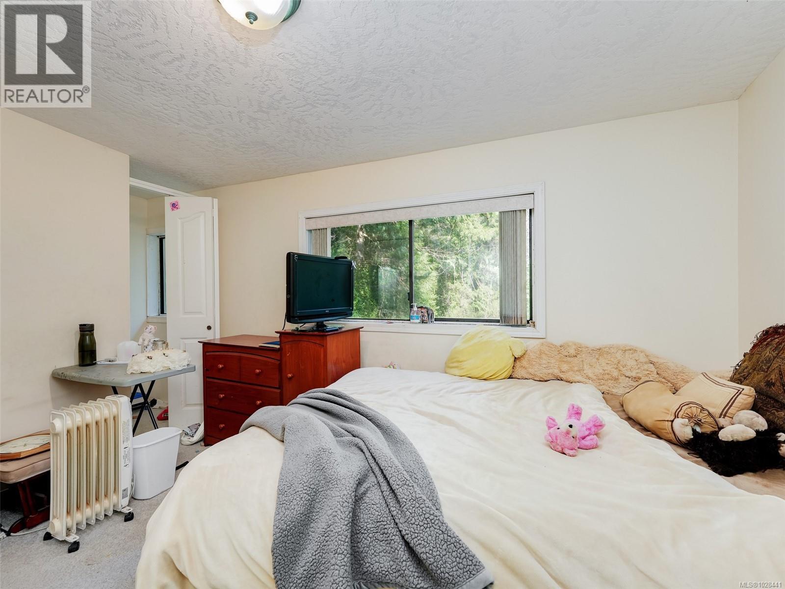 2042 GLENIDLE RD - 17