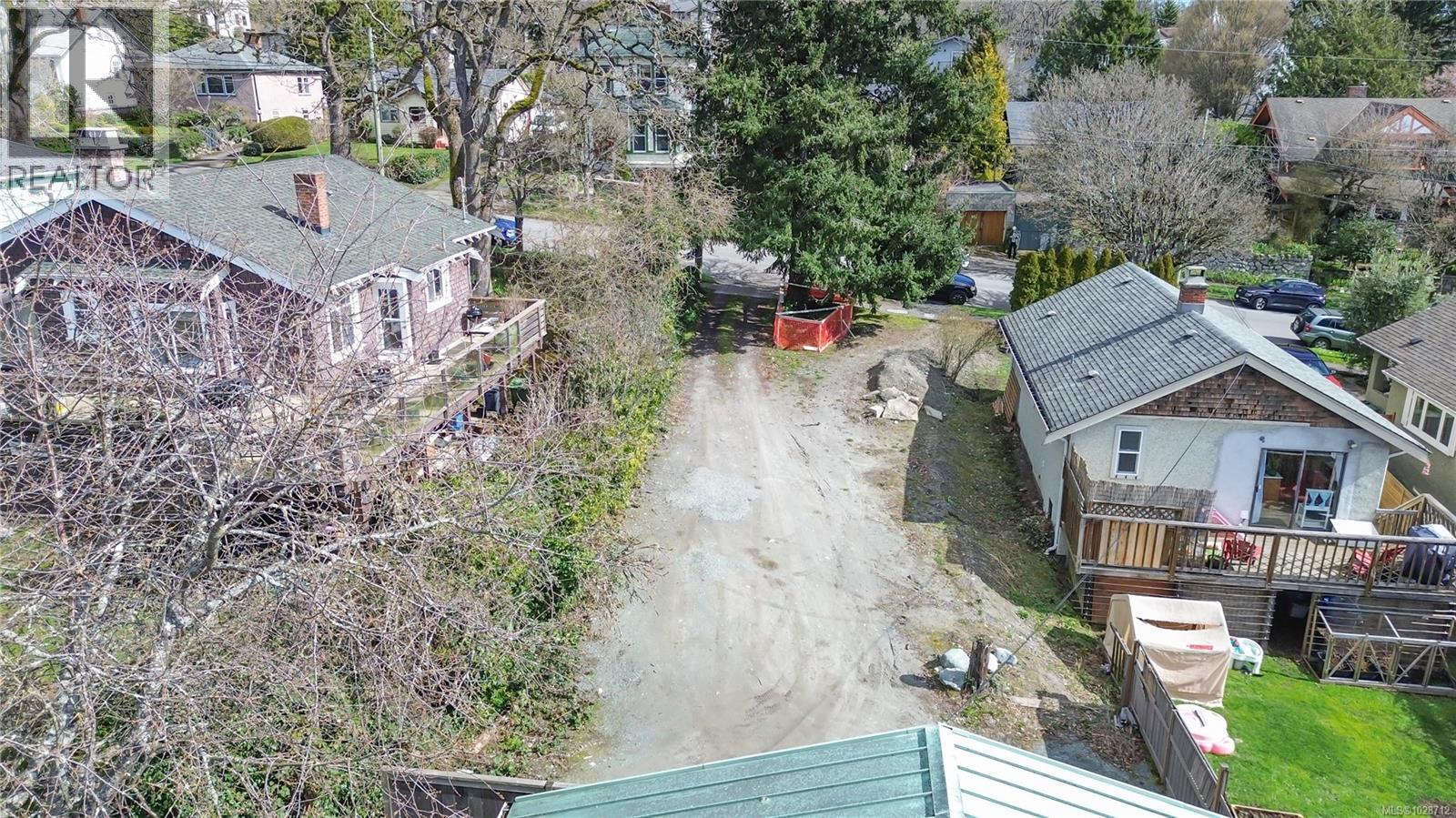  2926 Prior Street, Victoria