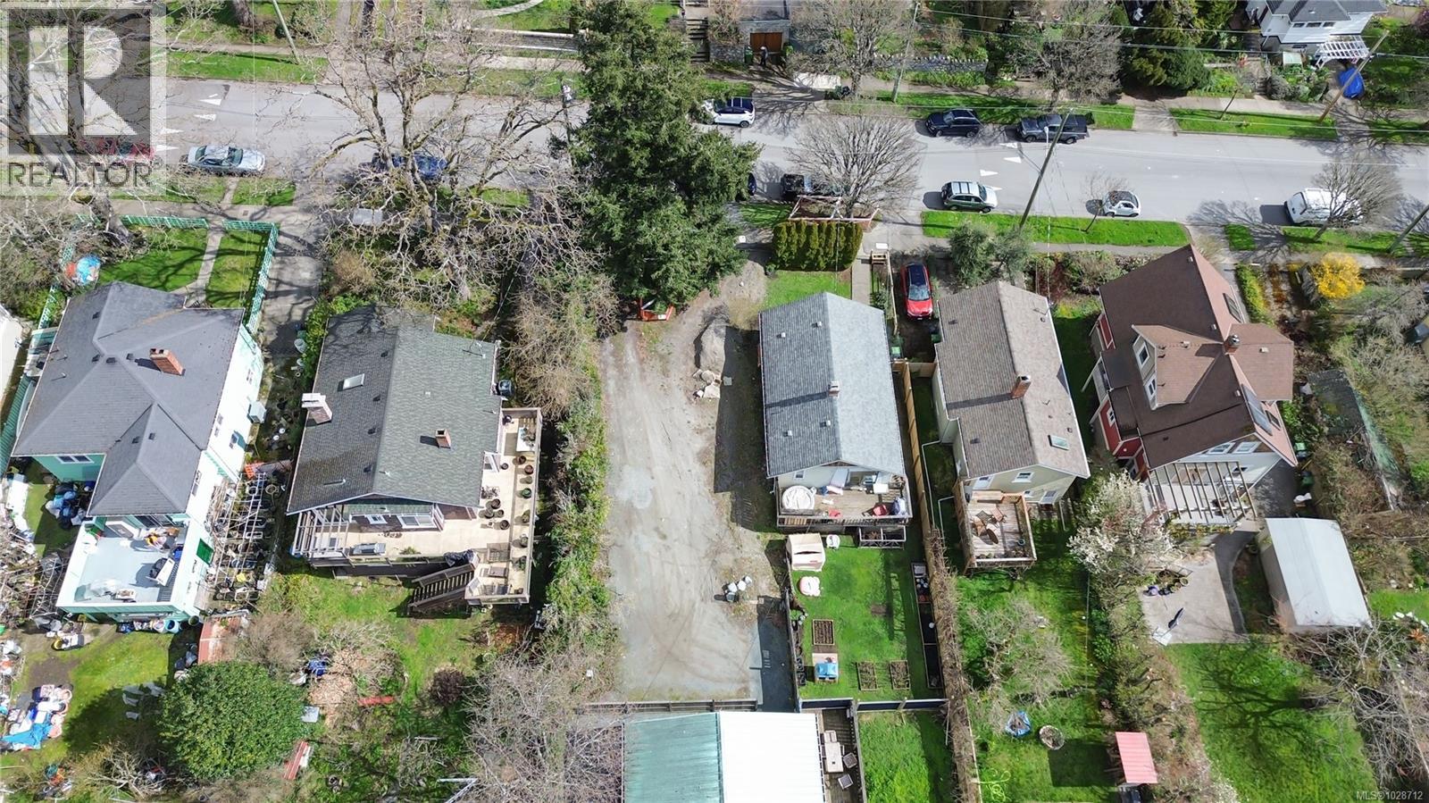  2926 Prior Street, Victoria