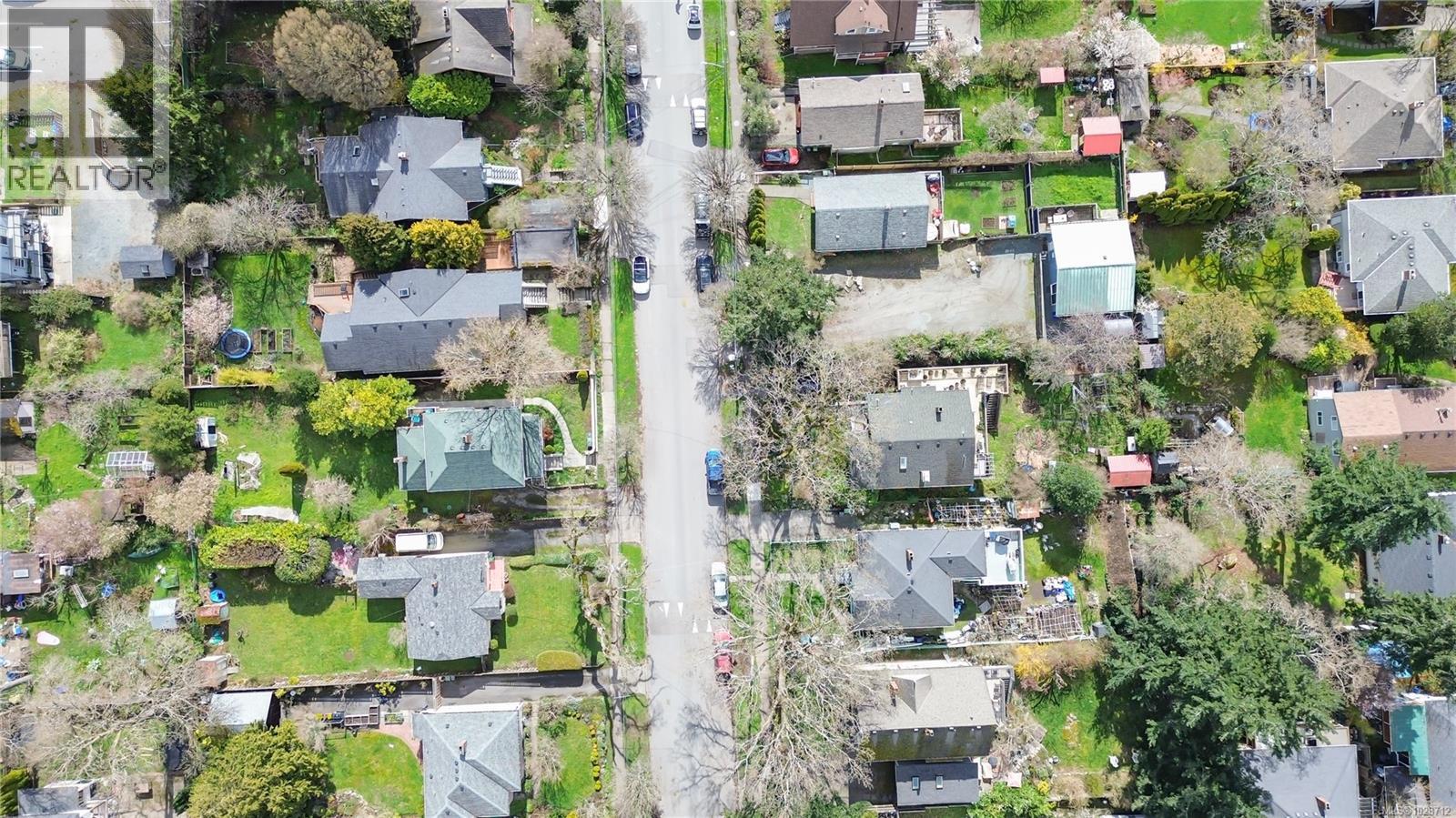  2926 Prior Street, Victoria