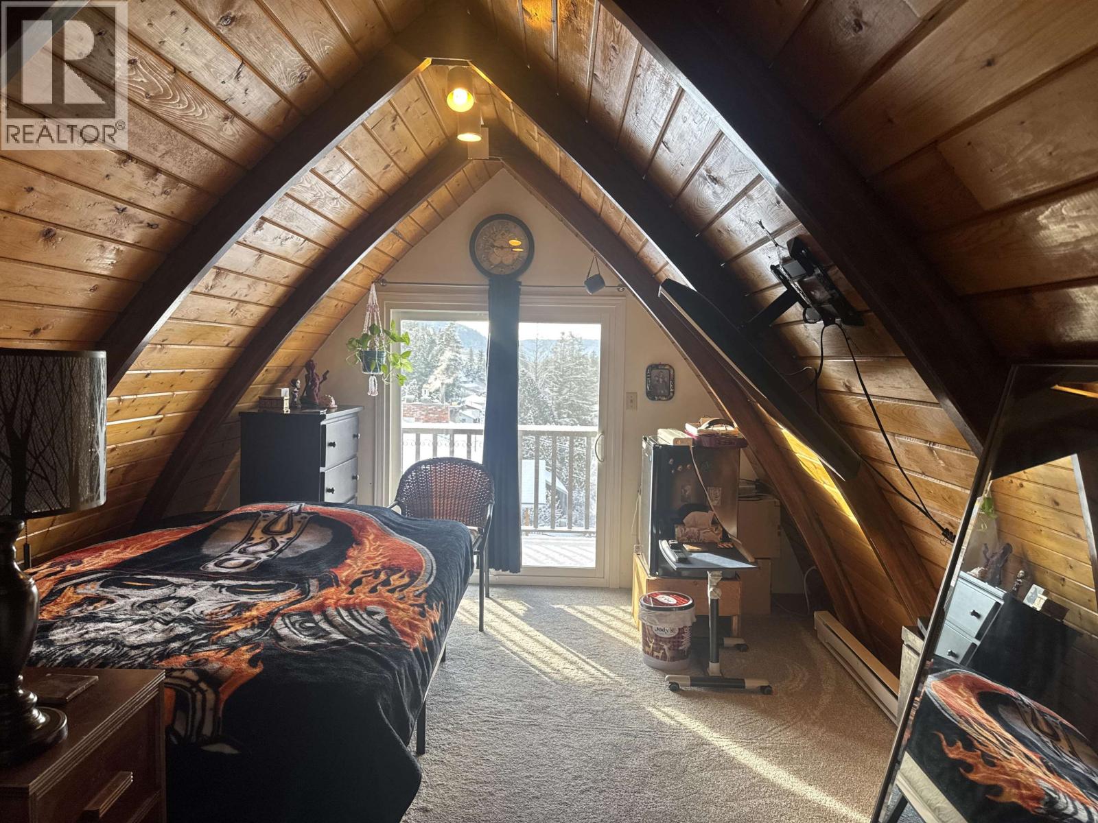 1330 N TWELFTH AVENUE - 14