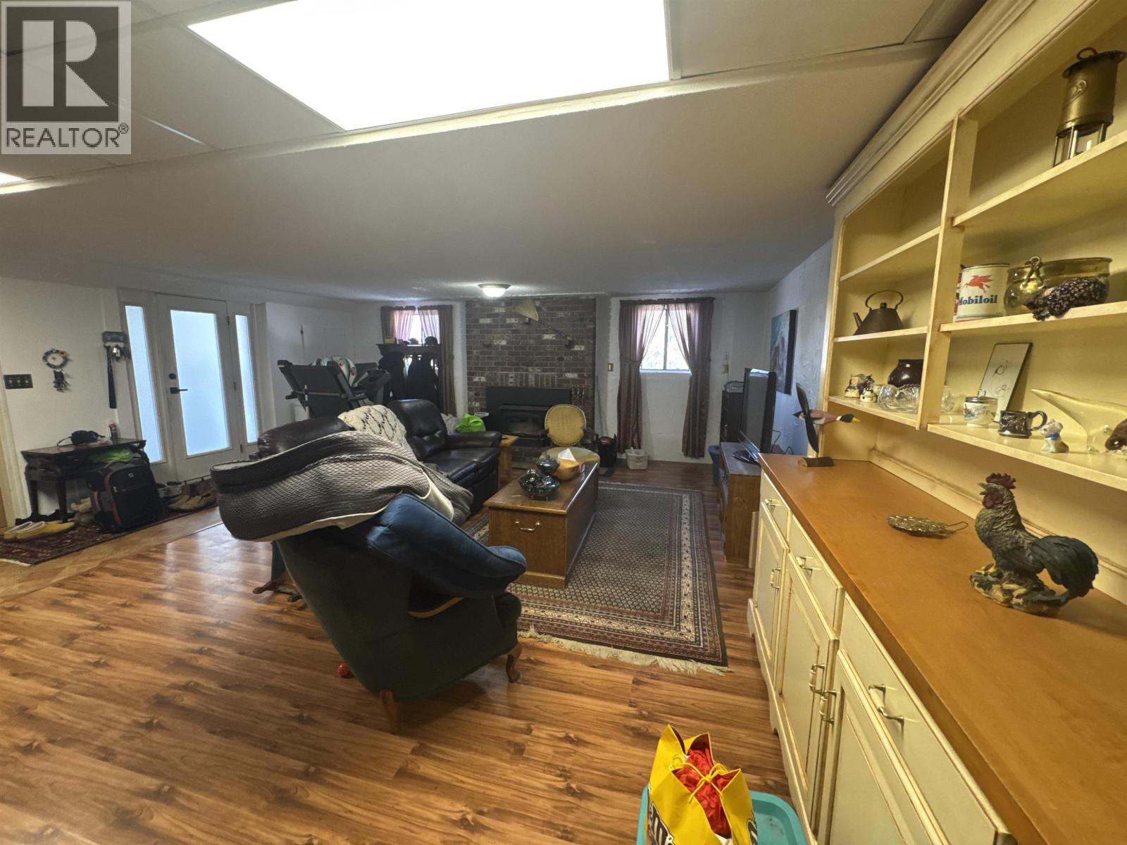 1330 N TWELFTH AVENUE - 28