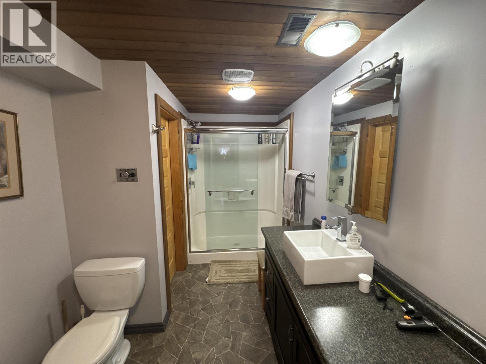 1330 N TWELFTH AVENUE - 33